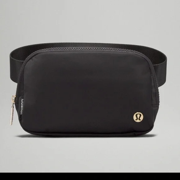GOLD Lululemon Everywhere Belt Bag - Picture 1 of 6